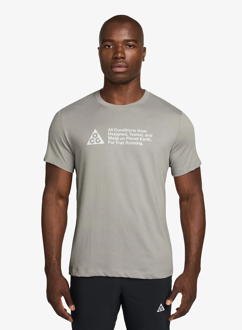 Nike Acg Dri-Fit Trail Logo Standard T-Shirt